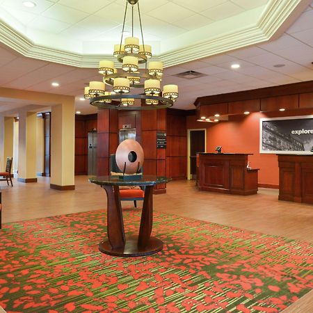 Hampton Inn Frederick Esterno foto