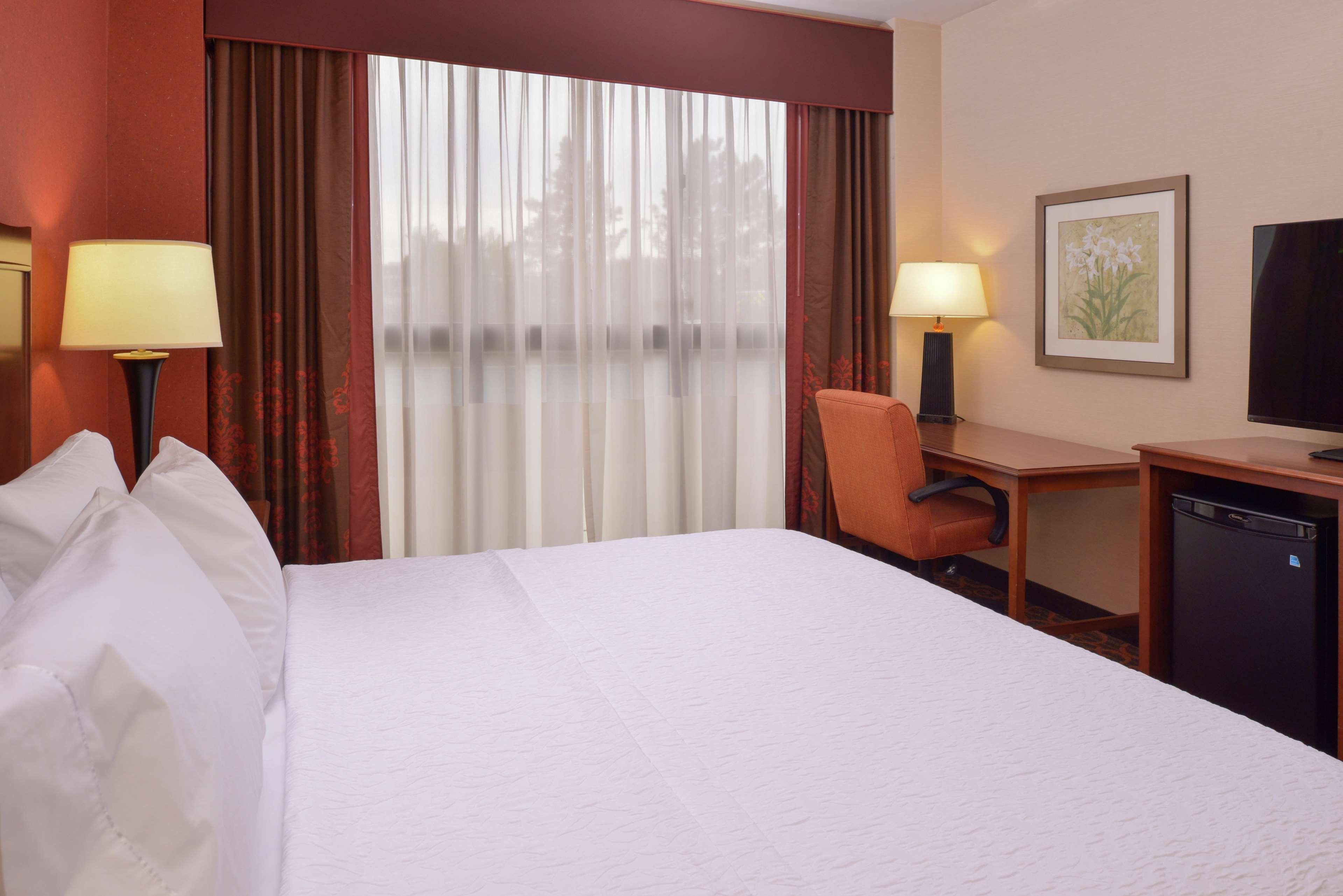 Hampton Inn Frederick Esterno foto